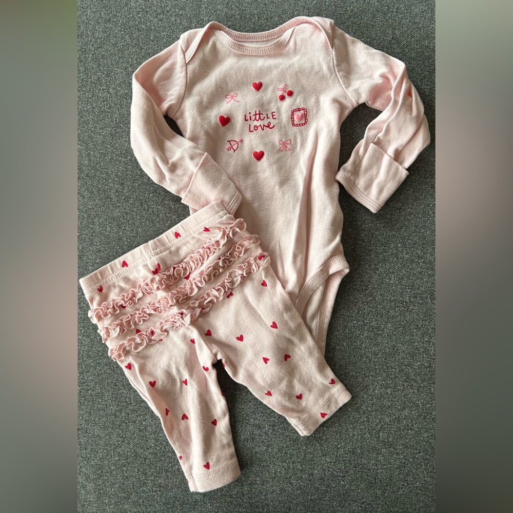 đź©·Hearts Baby Bundleđź©· - Picture 6 of 6
